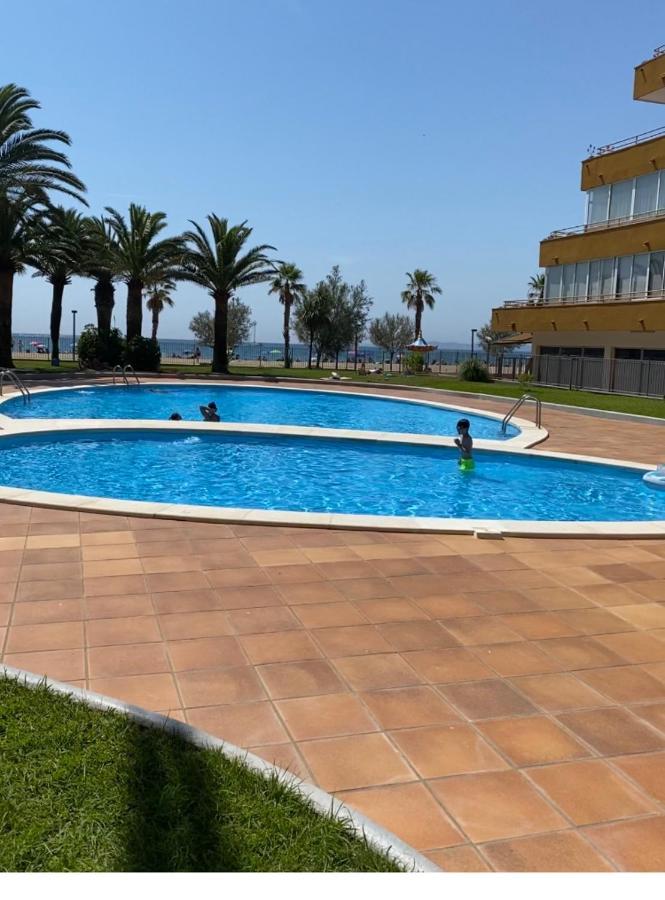 Holiday Con Vistas A Playa Y Con Piscina Roses Esterno foto